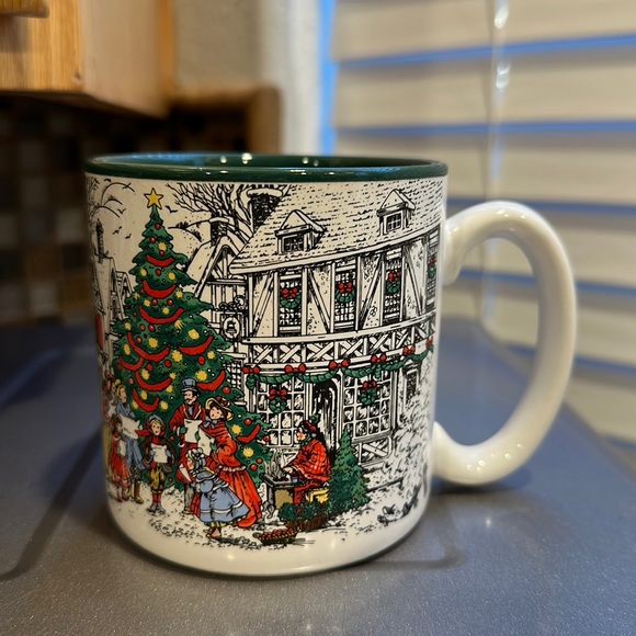 Creative Concepts Other - Christmas mug by Creative Concepts. Vintage 1990. Ceramic. Made in Korea.